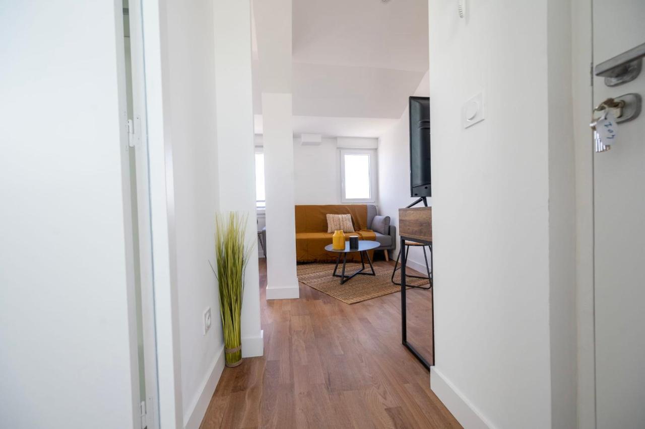 Apartamento Le Poulorio 12 - T2 - Proche Gare - Dernier Etage By Locly Lorient Exterior foto