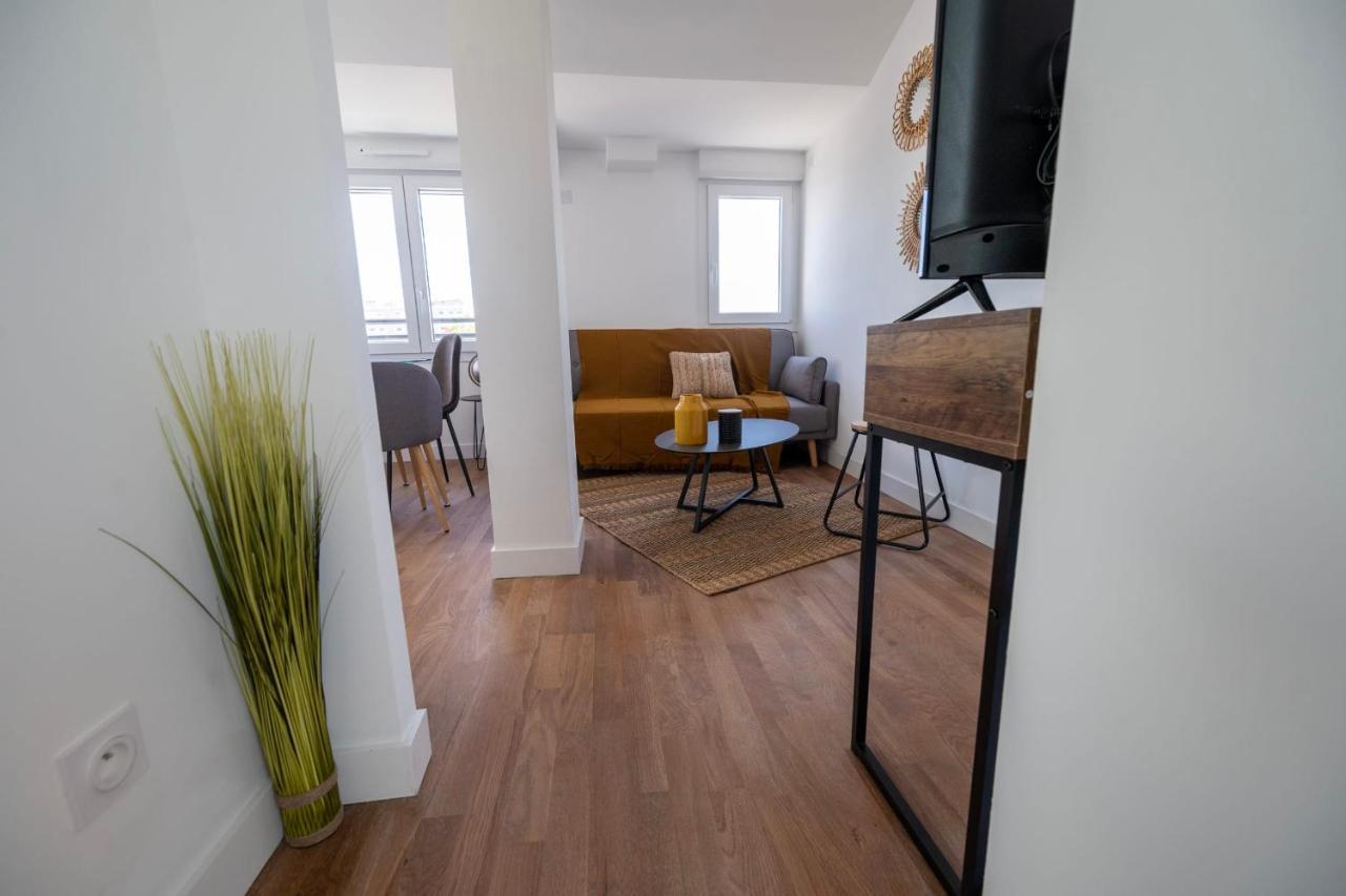 Apartamento Le Poulorio 12 - T2 - Proche Gare - Dernier Etage By Locly Lorient Exterior foto